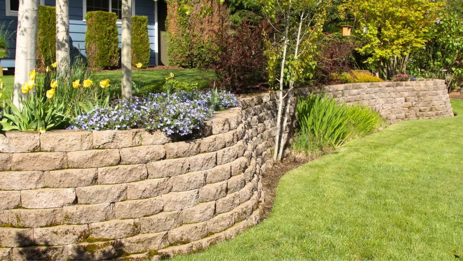 Retaining Walls and Sitting Walls Retaining Walls and Sitting Walls